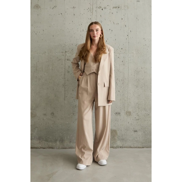 Bej Çizgili Ceket - Yelek Ve Pantolon Takım