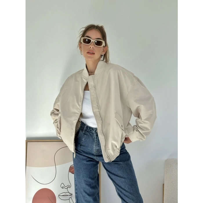 Bej Parçalı Bomber Ceket