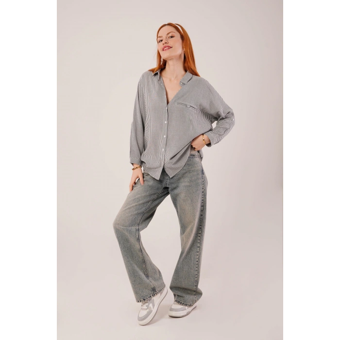 Cep Detay Çizgili Oversize Gri Gömlek