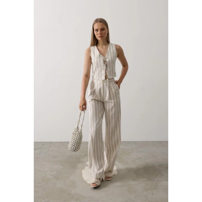 Çizgili Yelek Takım - Beyaz-Taş