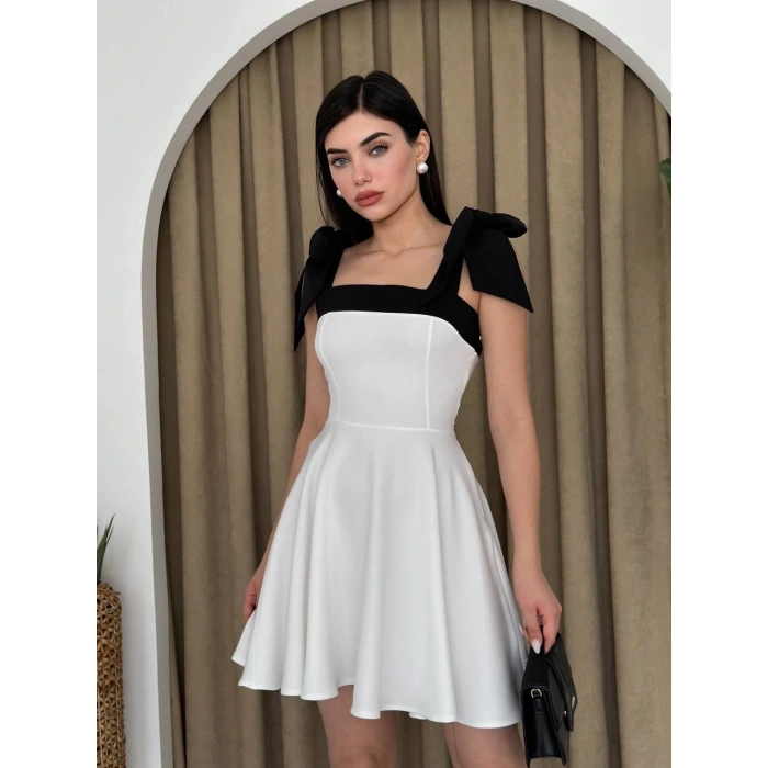 Cloche Omuzu Fiyonklu Elbise