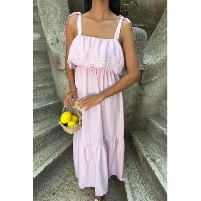 Etek Ucu Brode Nakışlı Boyundan Bağlamalı Elbise 2881