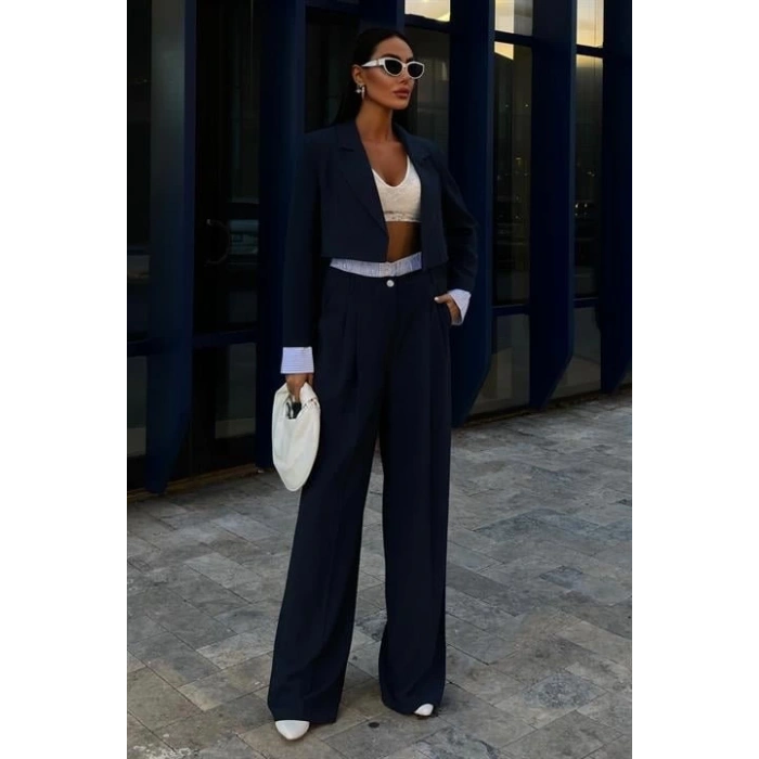 Garni Detaylı Crop Ceketli Takım 10075