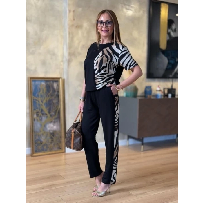 Kadın Bisiklet Yaka Kısa Kol Leopar Desen Bluz Ve Pantolon Ikili Takım