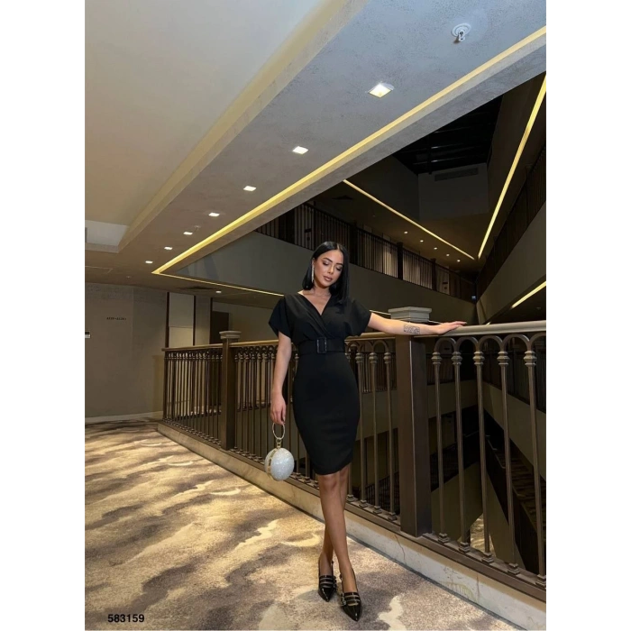 Kadın Dalgıç Krep V Yaka Ve Sırt Dekolte Detaylı Elbise