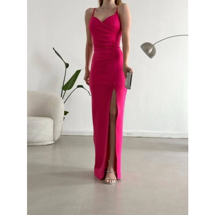 Kadın Dalgıç Kumaş Askılı Yırtmaç Detaylı V Yaka Maxi Boy Elbise