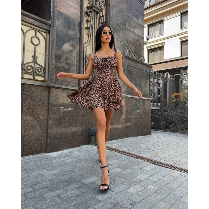 Kadın Dalgıç Kumaş Dijital Baskılı Önden Bağlama Detaylı Kare Yaka Leopar Desenli Elbise