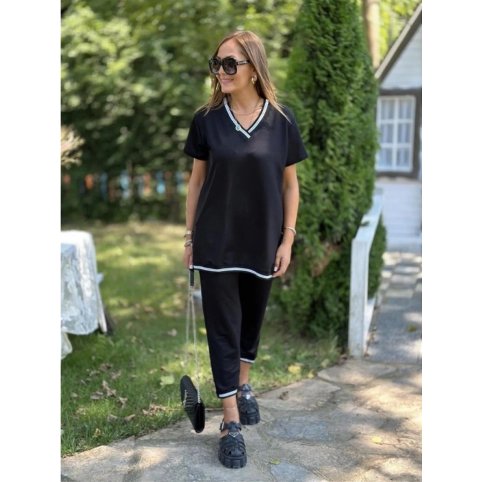 Kadın Kısa Kollu V Yakalı Iki Iplik Bluz Ve Pantolon Ikili Takım