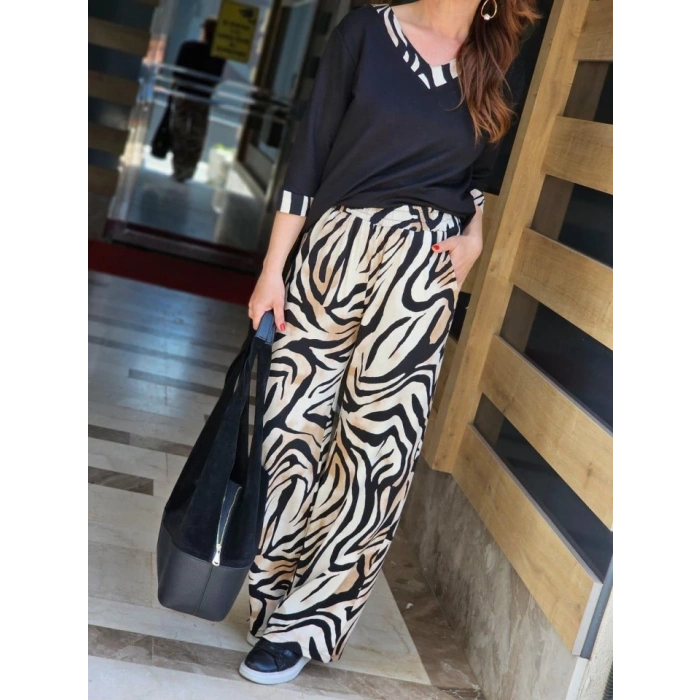 Kadın Kumaş V Yaka Dirsek Kol Zebra Desenli Ikili Takım