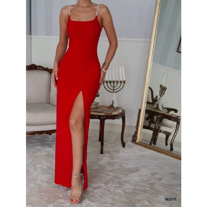 Kadın Omuz Askılı Derin Yırtmaç Detay Maxi Boy Elbise