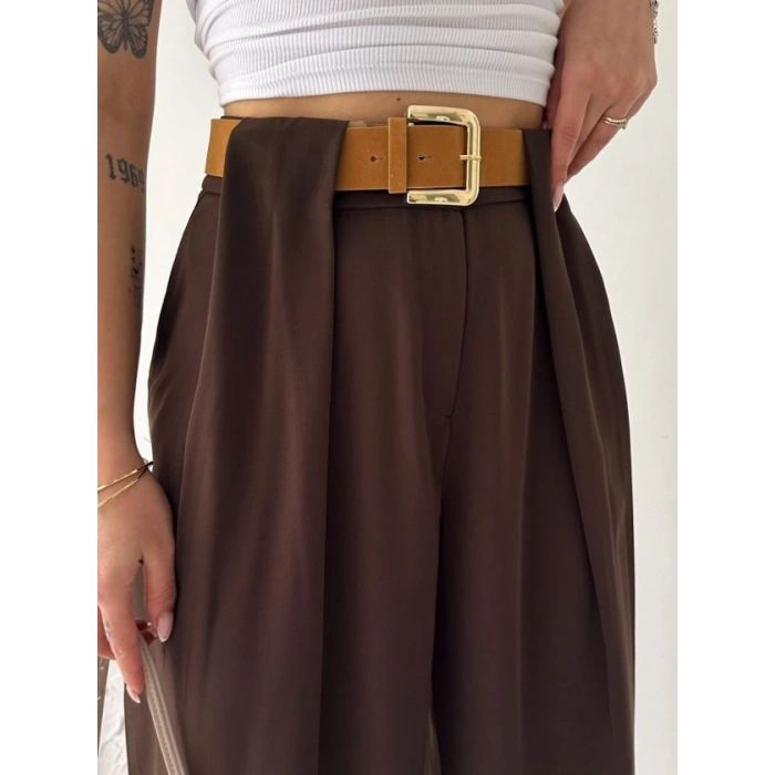 Kadın Pileli Kemerli Pantolon