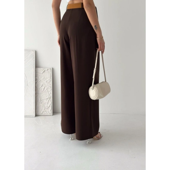 Kadın Pileli Kemerli Pantolon