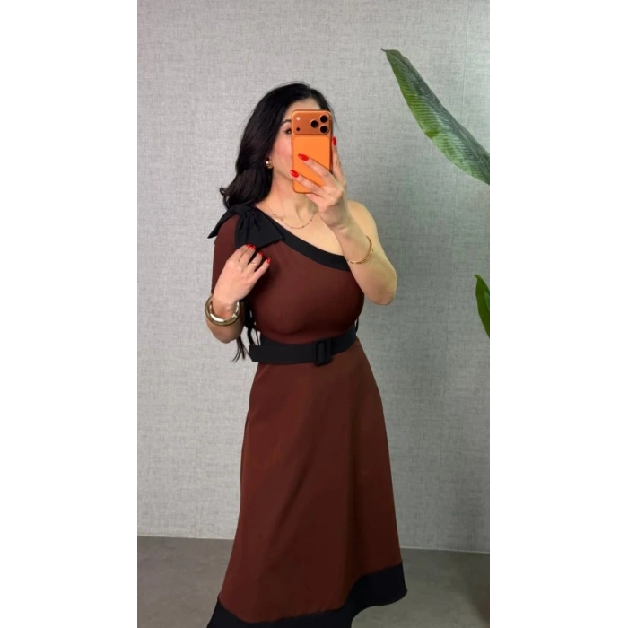 Kadın Tek Omuz Fiyonk Detaylı Midi Boy Elbise