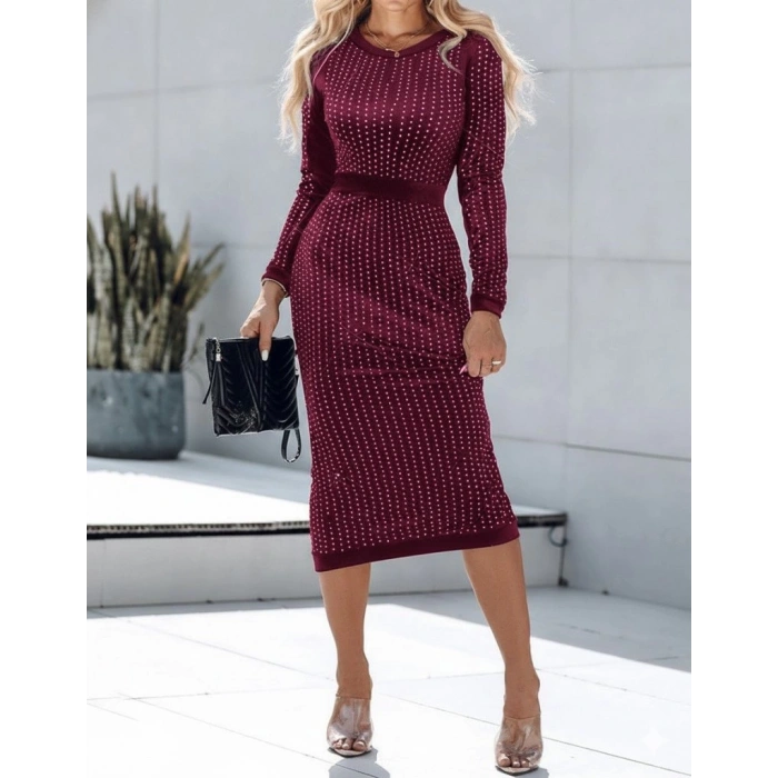 Kadın Uzun Kollu Bisiklet Yaka Taşlı Midi Kadife Elbise