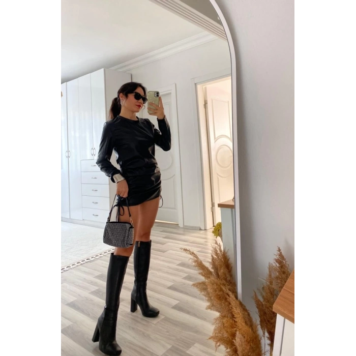 Kadın Uzun Kollu Bisiklet Yaka Yandan Büzgülü Kısa Deri Elbise