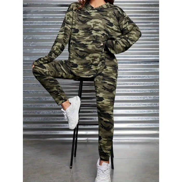 Kadın Uzun Kollu Kapşonlu Kamuflaj Desenli Bluz Ve Pantolon Tayt Ikili Takım