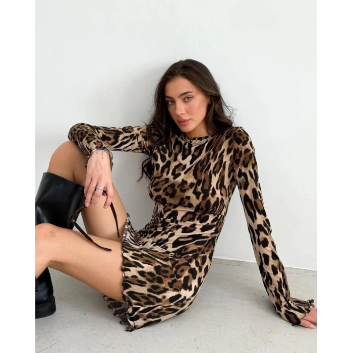 Kadın Uzun Kollu Sırtı Açık Bağlamalı Leopar Desenli Kısa Dalgıç Elbise