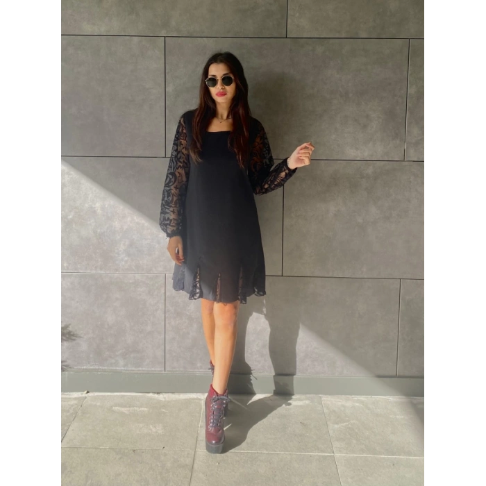 Kadın Uzun Kollu Yuvarlak Yaka Kol Ve Etek Ucu Dantelli Kısa Ithal Krep Elbise