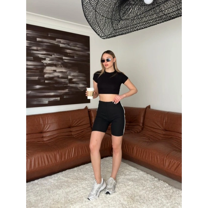 Kadın Yanı şerit Detay Kaşkorse şort