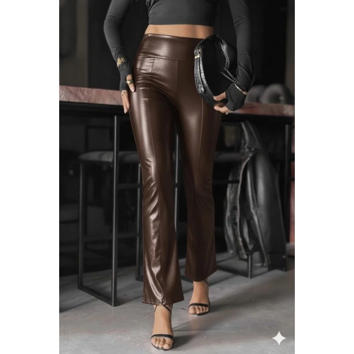 Kadın Yüksek Bel Paçaya Doğru Geniş Deri Pantolon
