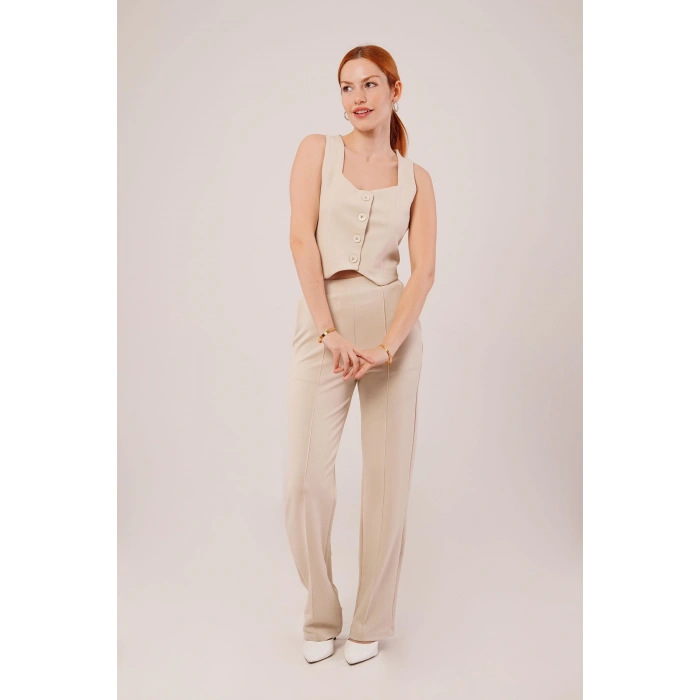 Kalın Askılı Düğmeli Yelek Ve Pantolon Bej Takım