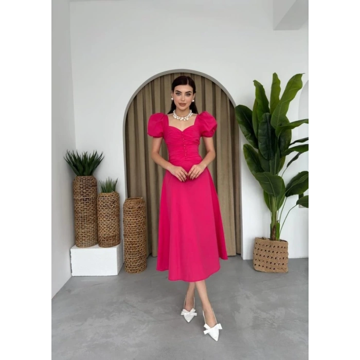 Kare Yaka Düğmeli Elbise