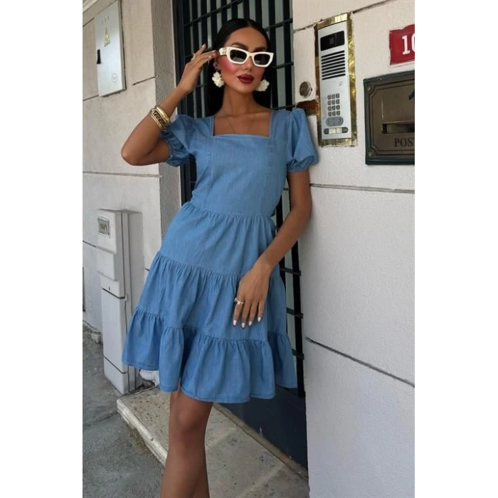 Kare Yakalı Ve Gipe Detaylı Tensel Elbise 2883