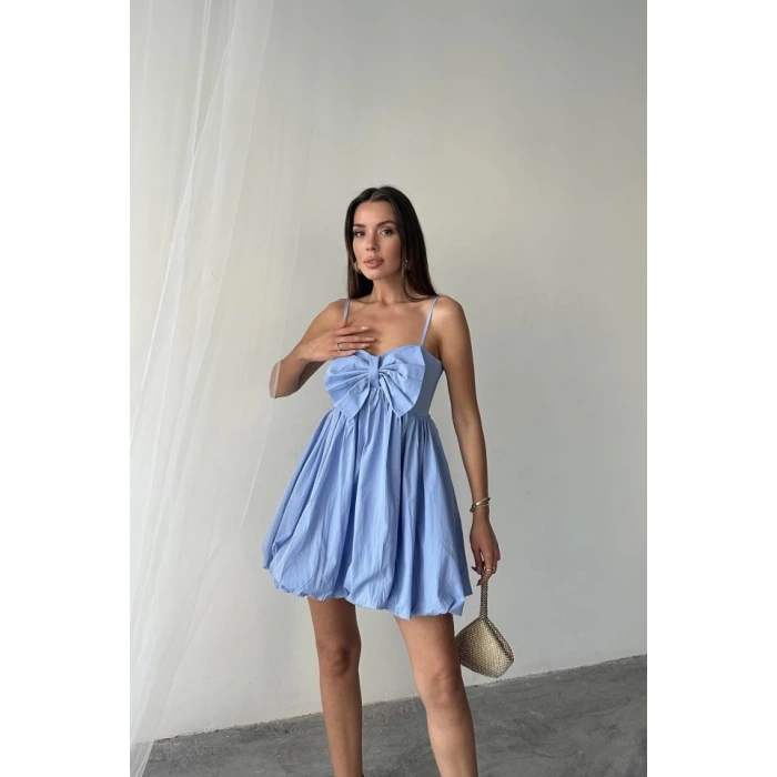 Mavi Önü Fiyonklu Askılı Elbise