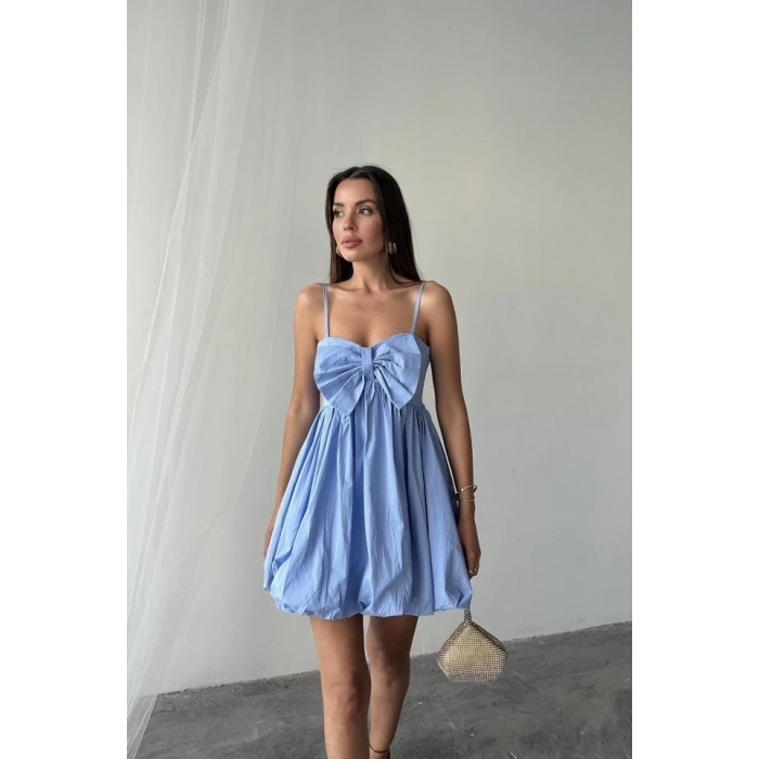 Mavi Önü Fiyonklu Askılı Elbise