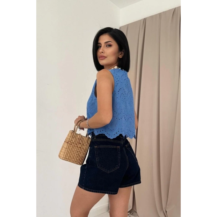 Mavi Sıfır Kol Brode Bluz