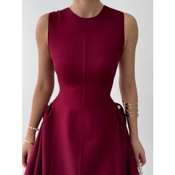 More İnci Detaylı Elbise