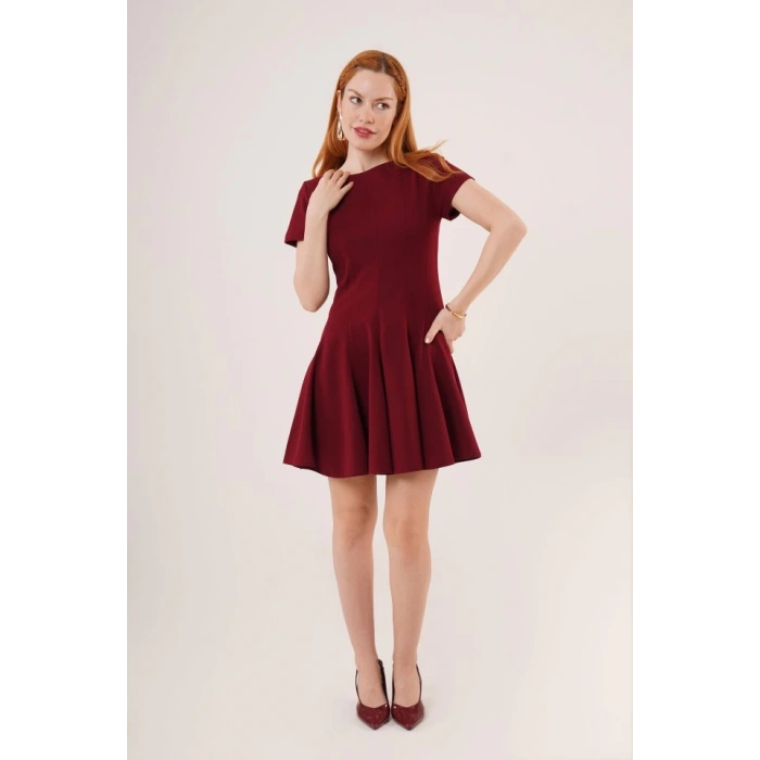 Önden Dikiş Detaylı Çan Model Bordo Elbise