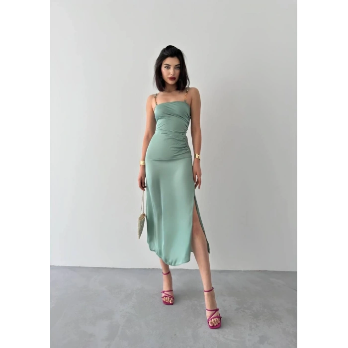 Oxpo Yırtmaç Detaylı Elbise