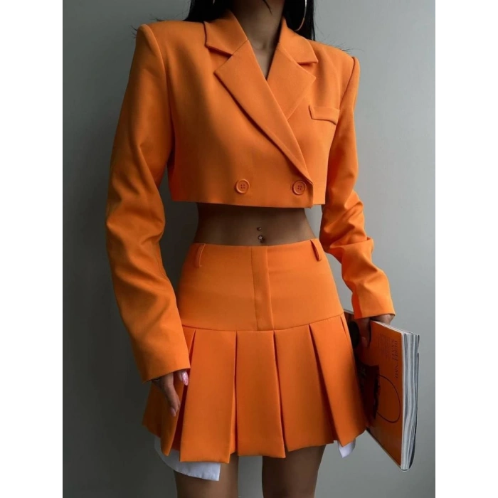 Pileli Etek Crop Ceket Takım