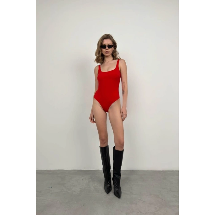 Sırt Dekolteli Yüzücü Mayo