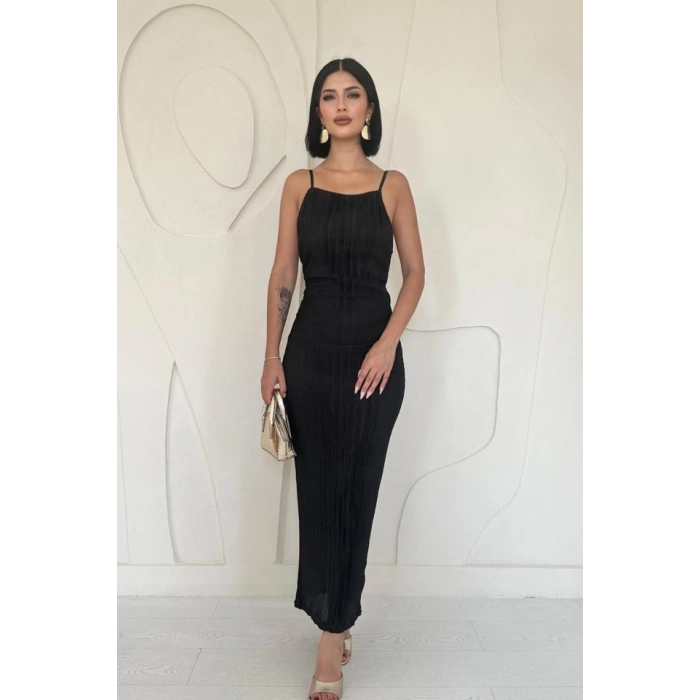 Siyah Piliseli Halter Boyun Elbise