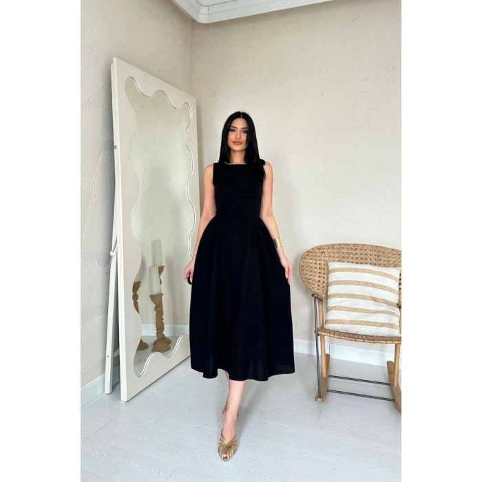 Siyah Yanları Büzgülü Midi Boy Keten Elbise