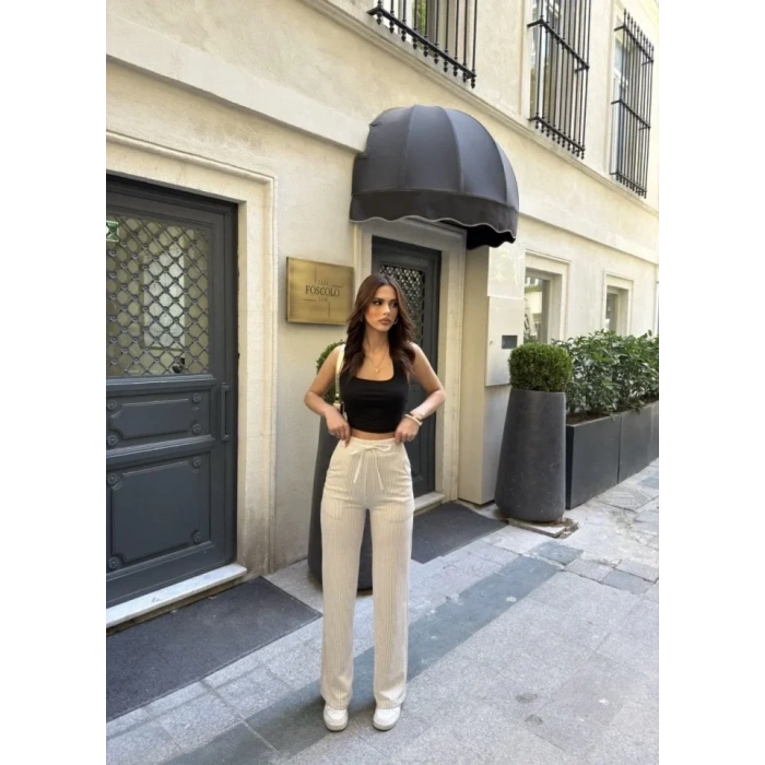 Su Yolu Çizgili Kolay Kombinle Ne Bilir Cepli Pantolon - Bej