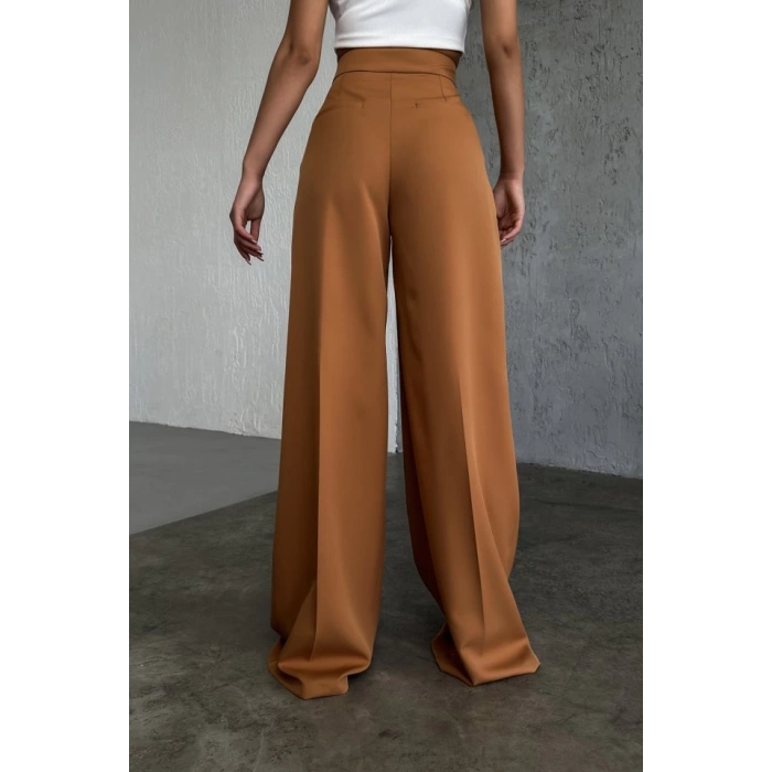 Üç Düğme Detayli Palazzo Pantolon