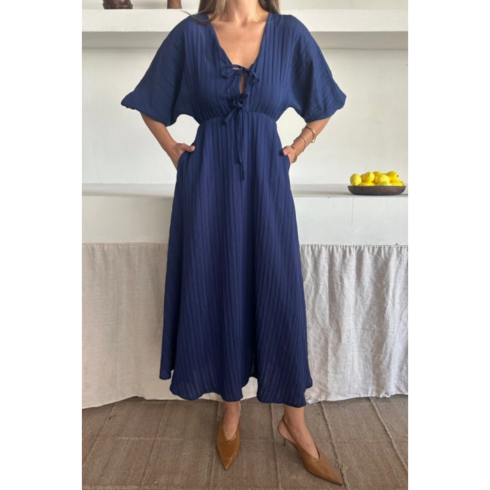 V YAKA DÖKÜMLÜ ELBİSE - Lacivert