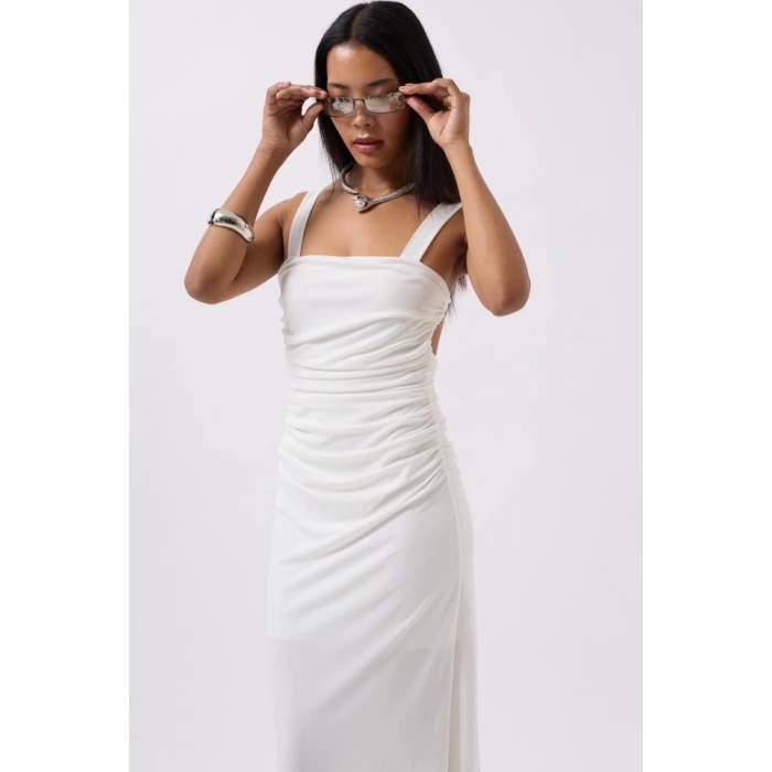 Yırtmaç Detay Sırt Dekolte Elbise