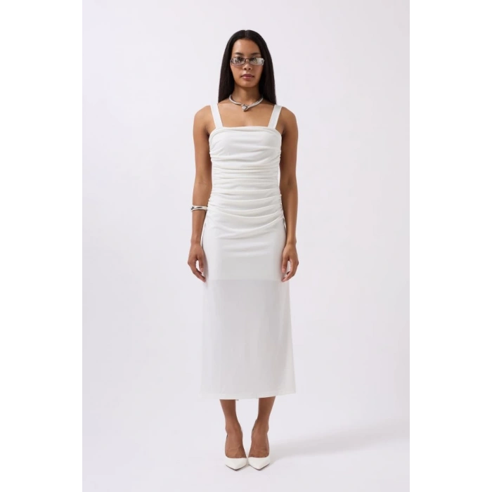 Yırtmaç Detay Sırt Dekolte Elbise