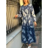Kadın Uzun Kollu Bisiklet Yaka Geometrik Desen Baskılı Kuşak Dahil Maxi Boy Elbise