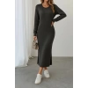 Kadın Uzun Kollu Bisiklet Yaka Yırtmaç Detay Triko Midi Boy Elbise