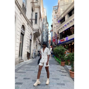 Bej Ceket Ve Şort Takım