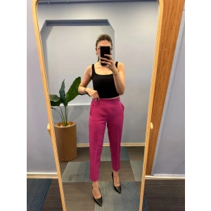 Bel Lasti̇kli̇ Düğmeli̇ Pantolon