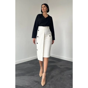 Beyaz Çizgili Poliviskon Etek