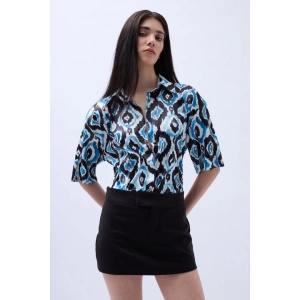 Desenli Saten Gömlek