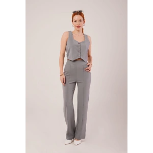 Kalın Askılı Düğmeli Yelek Ve Pantolon Gri Takım