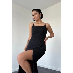 Siyah Sırt Dekolteli Elbise